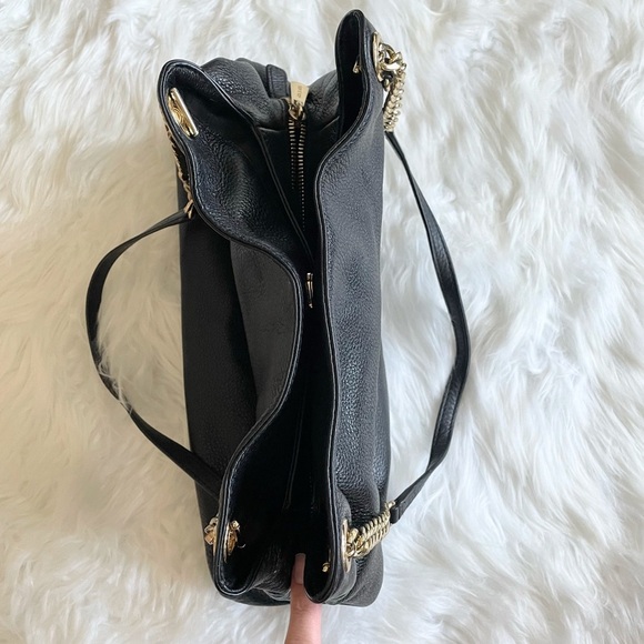 🔥Michael Kors | Hammered Leather Tote With Gold-Tone Metal Chain Handles - Picture 6 of 16